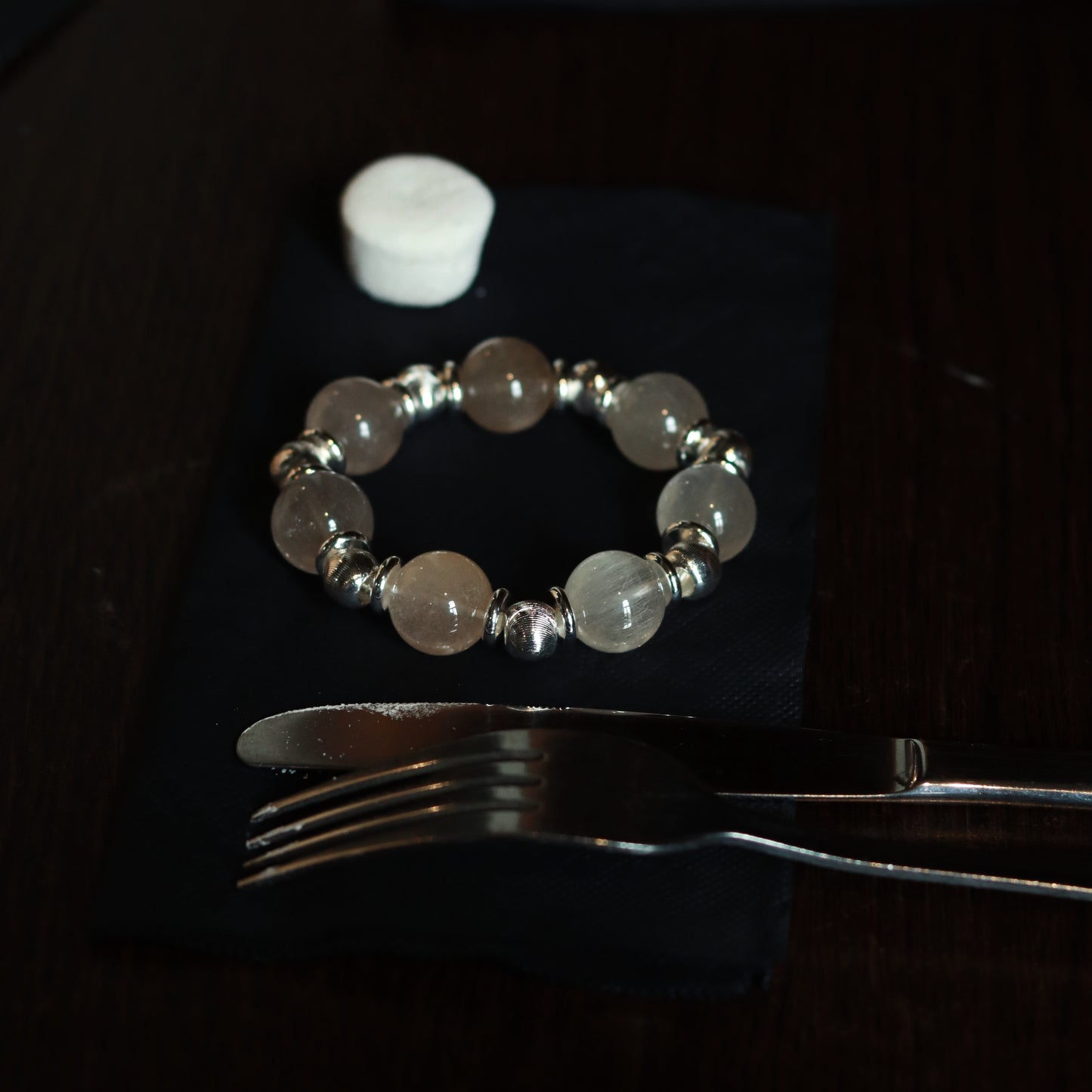 Hand - Wrought Exclusive Rare White Rabbit Hair Crystal Bracelet - Retro Luxury